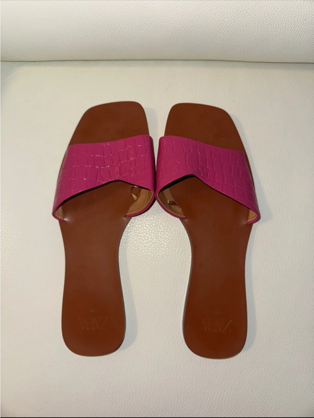 ZARA PINK CROC-EMBOSSED SLIDE SANDALS